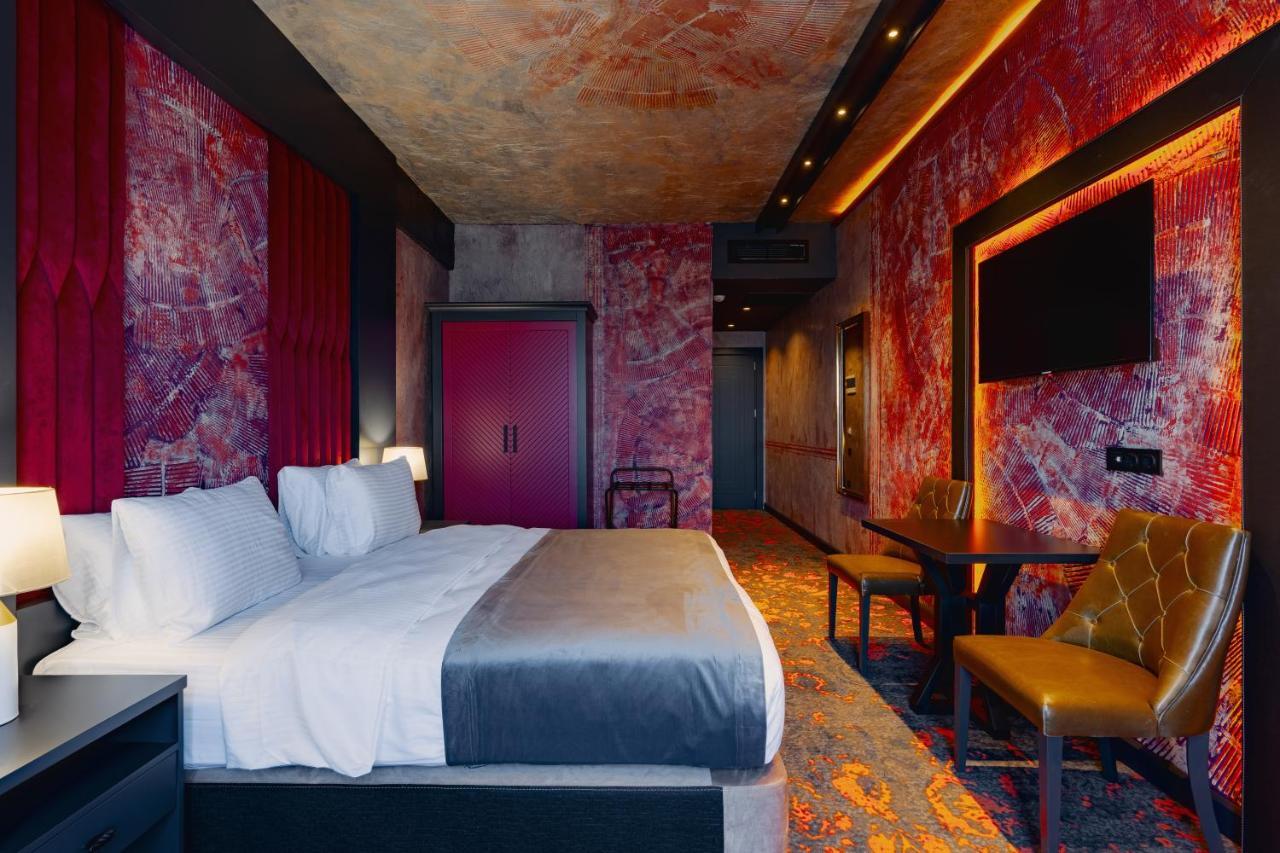 Tapis Rouge Design Boutique Hotel Batumi Kültér fotó Deluxe room