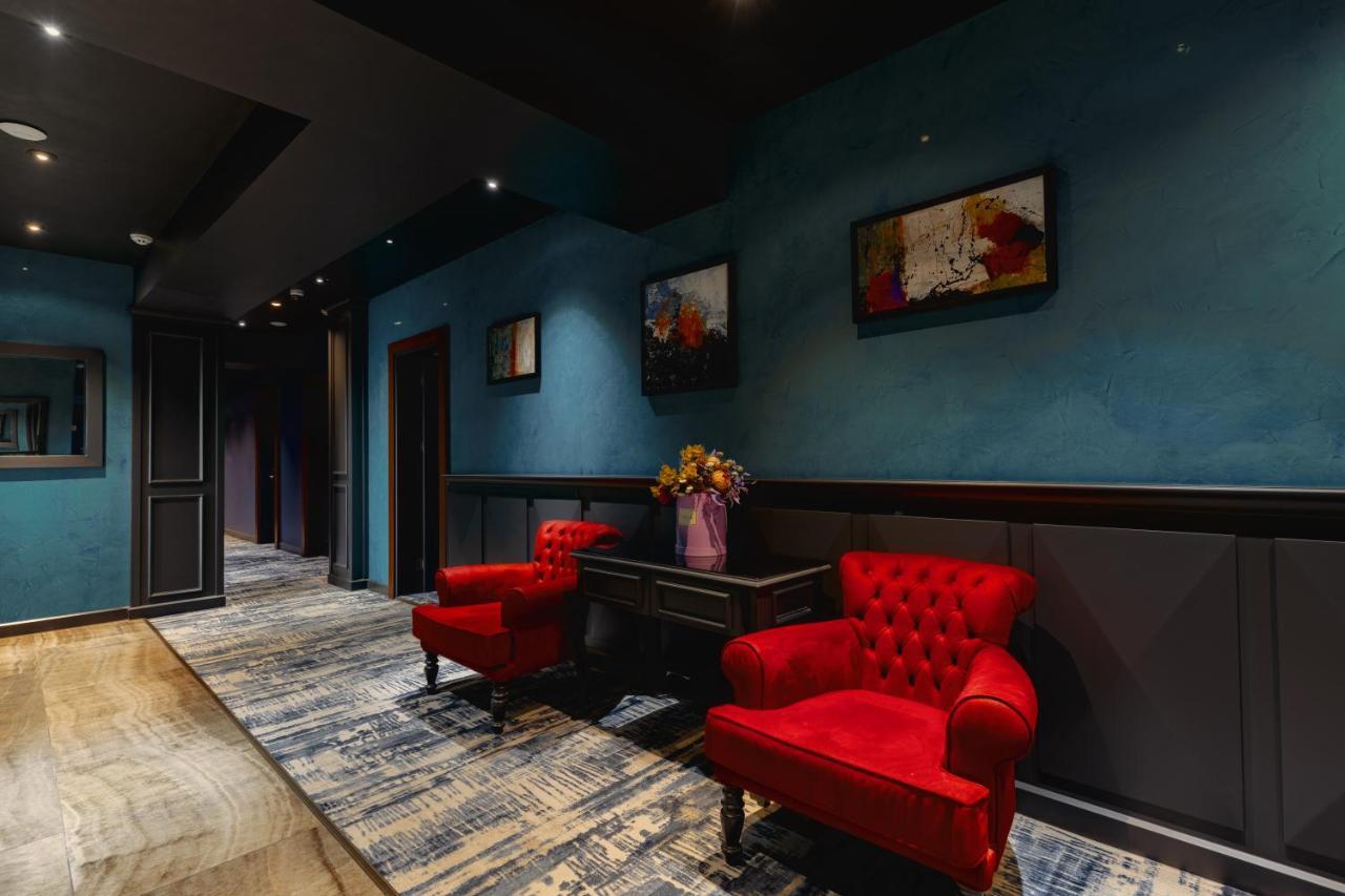 Tapis Rouge Design Boutique Hotel Batumi Kültér fotó Interior of the hotel
