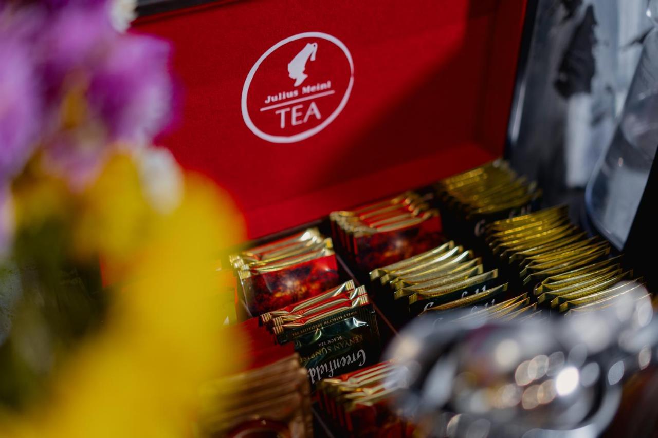 Tapis Rouge Design Boutique Hotel Batumi Kültér fotó Julius Meinl tea