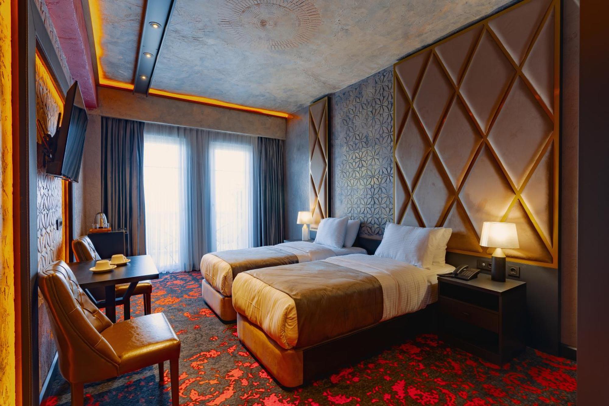 Tapis Rouge Design Boutique Hotel Batumi Kültér fotó Deluxe Room
