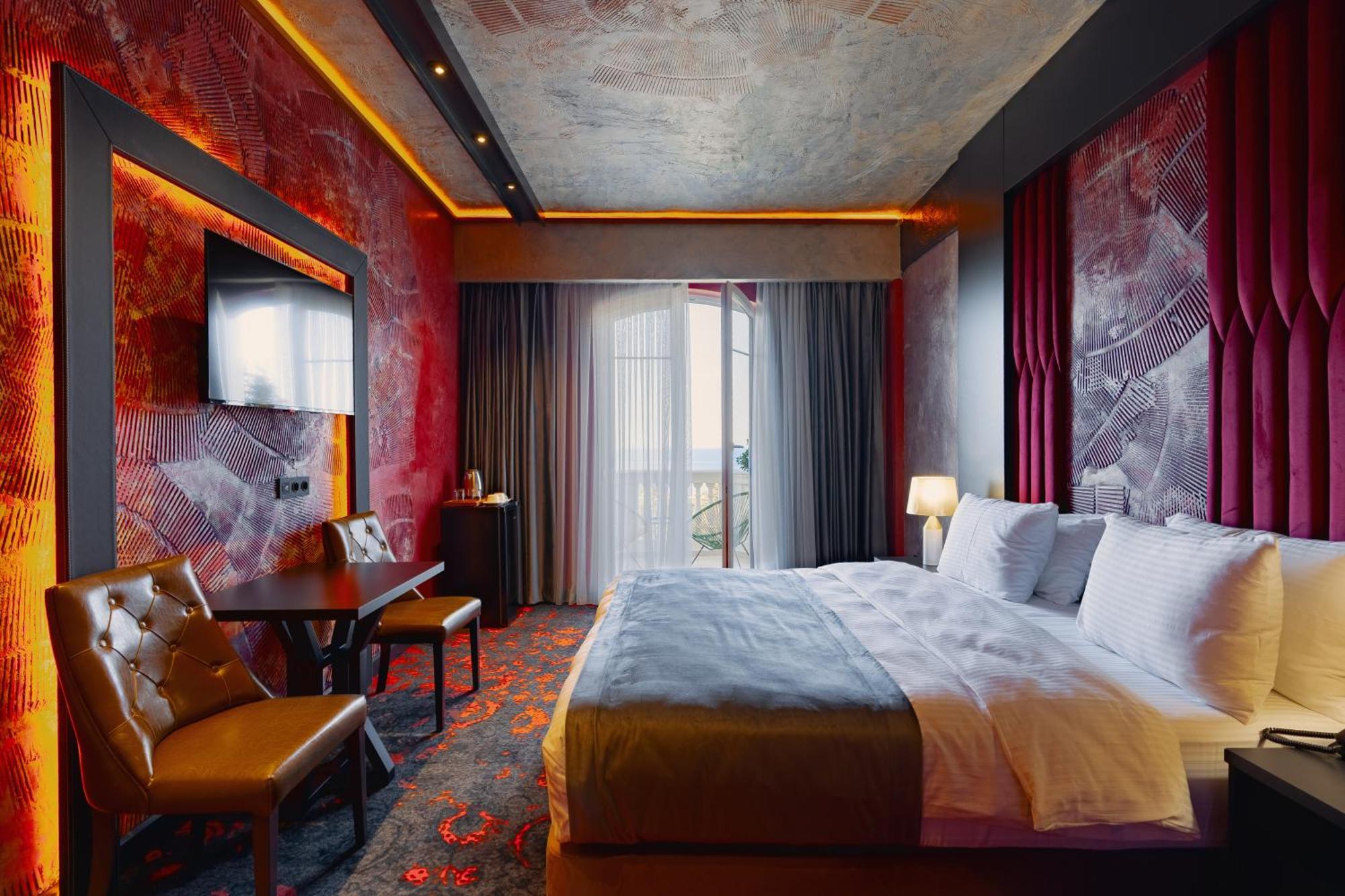 Tapis Rouge Design Boutique Hotel Batumi Kültér fotó Deluxe Room